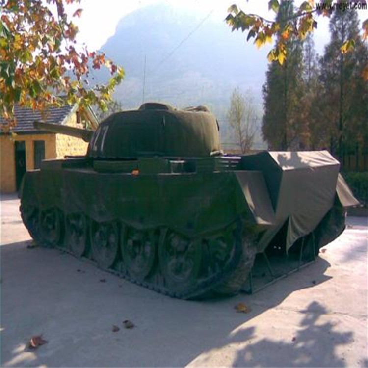 铁山港大型充气坦克